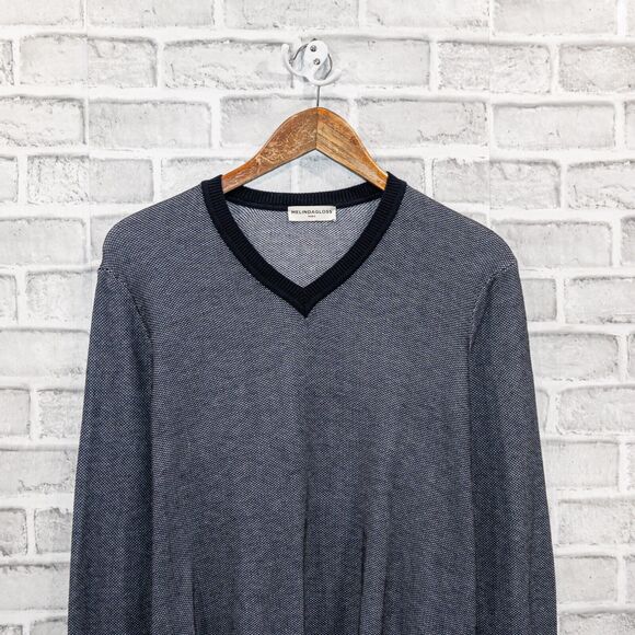 MELINDA GLOSS Paris Men's Vneck Pullover Sweater in blue knitt size Large - Picture 3 of 7